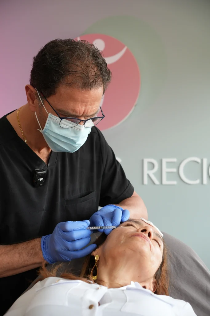 Lifting de cejas adiós a la mirada cansada
